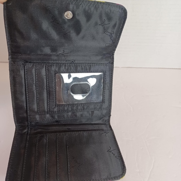 VERA BRADLEY Euro Wallet Small Trifold Pirouette Black Pink Floral Quilted - Picture 5 of 5